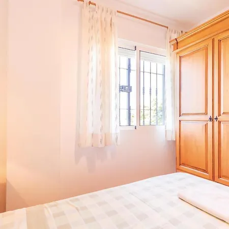 Holiday home Beautiful In With Kitchenette Frigiliana