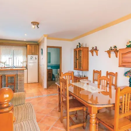 Beautiful In With Kitchenette *