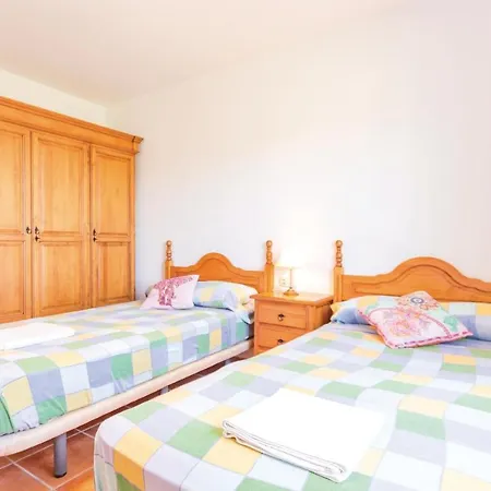 Beautiful In With Kitchenette *