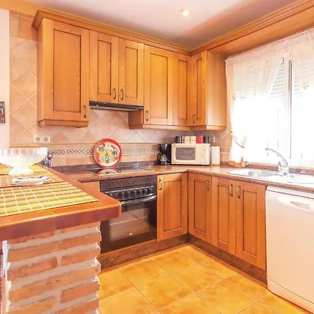 Beautiful In With Kitchenette Frigiliana